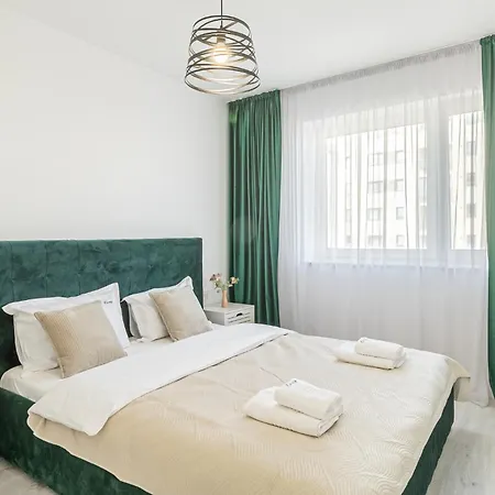 Cozy Premium Suites - Coresi Mall-2